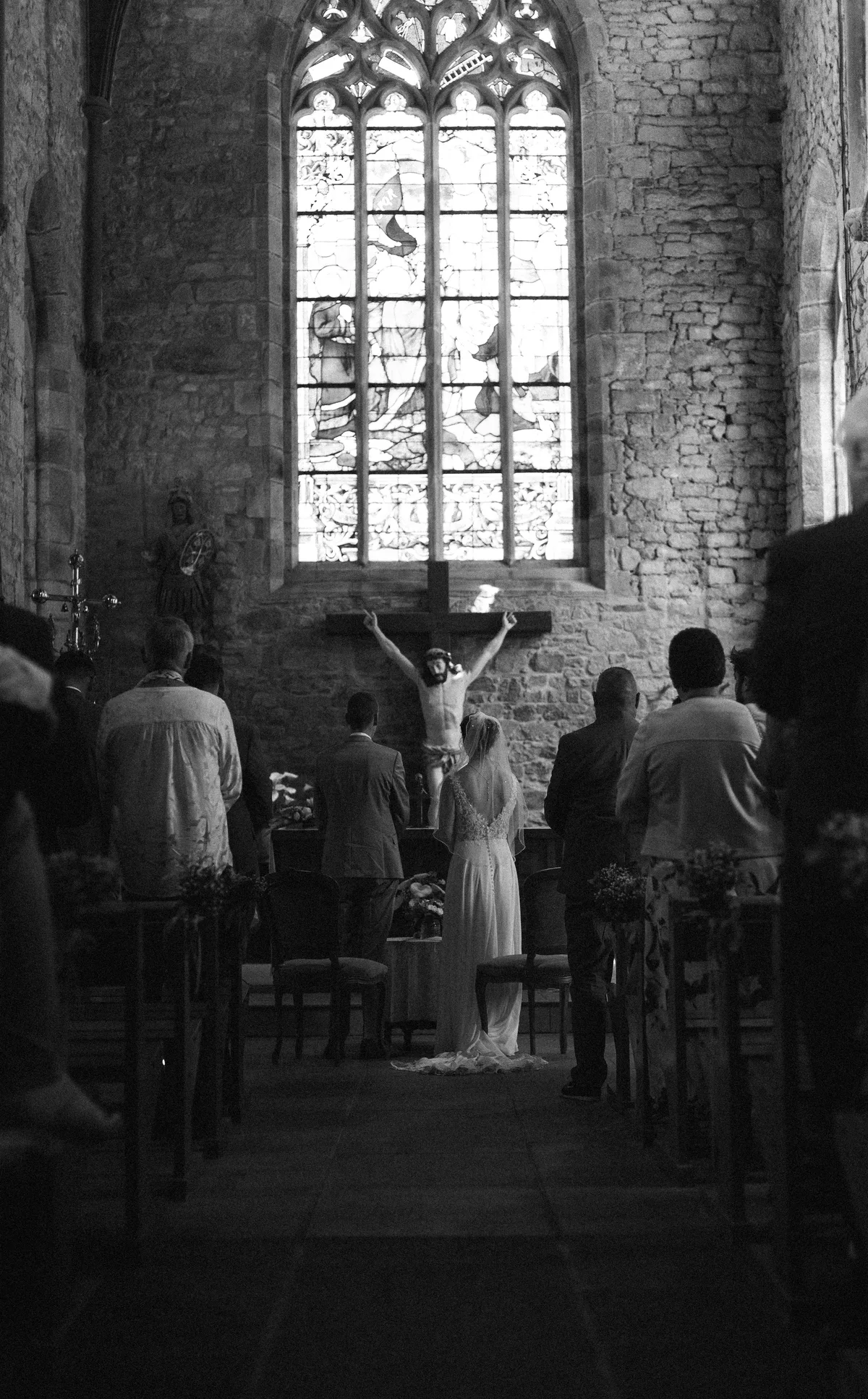 Photographie de mariage en Bretagne – cérémonie à l'église